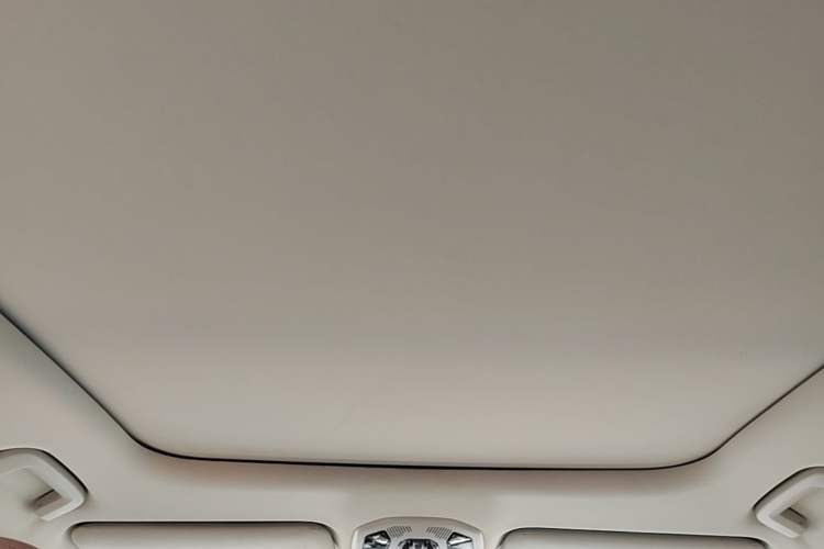 Used Lynk & Co 06 2021 1.5T Shero Pink Special Edition