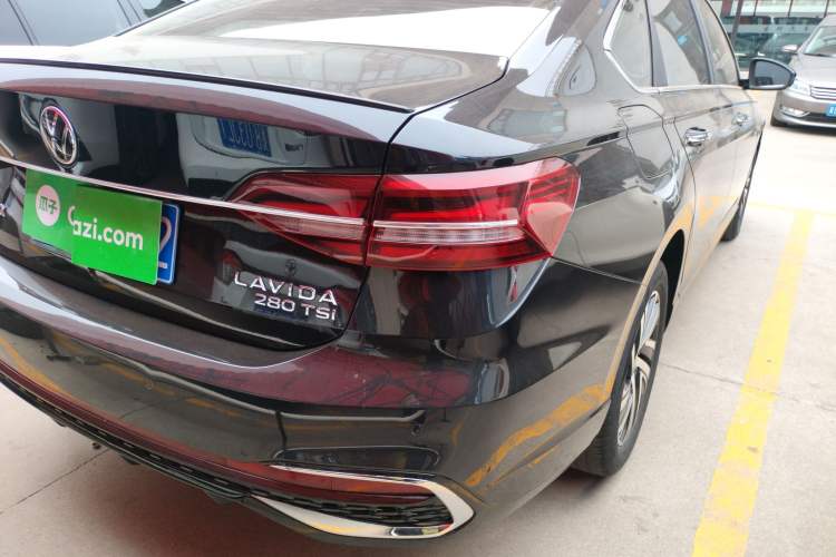 Used Volkswagen Lavida 2023 280TSI DSG Starry Sky Deluxe Edition Right Rear Taillight