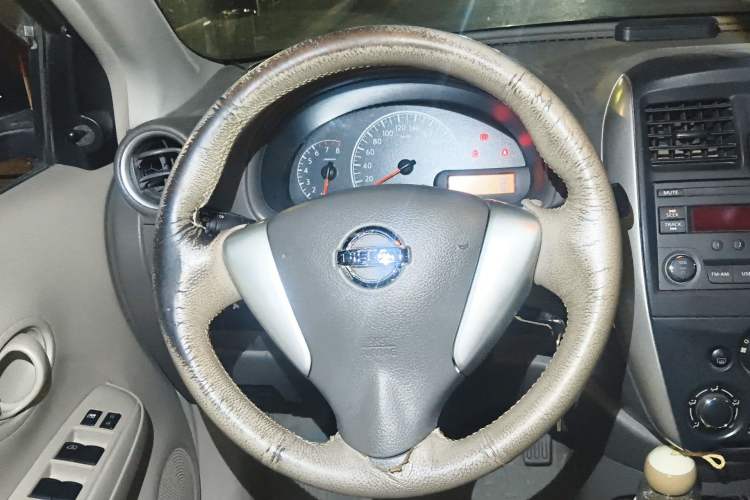 Used Nissan Sunny 2015 1.5XE Manual Comfort Edition