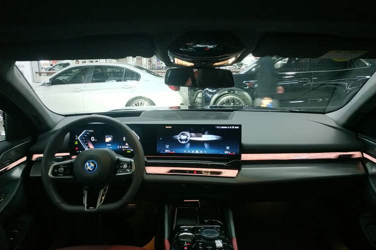 Used BMW i5 2025 eDrive 40L M Sport Package