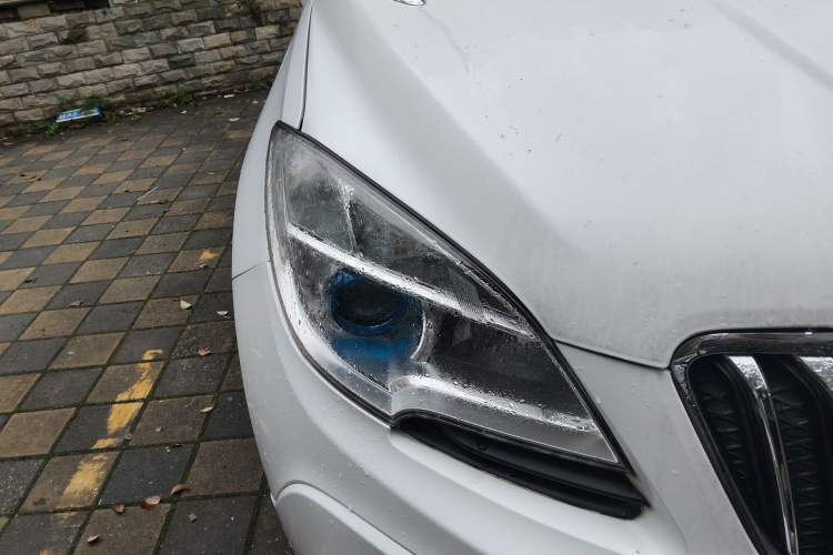 Used Buick Encore 2014 1.4T Automatic Two-Wheel Drive Urban Leading Model Right Front Headlight