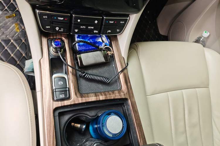 Used GAC Trumpchi M8 2018 320T Luxury Edition Gear Lever