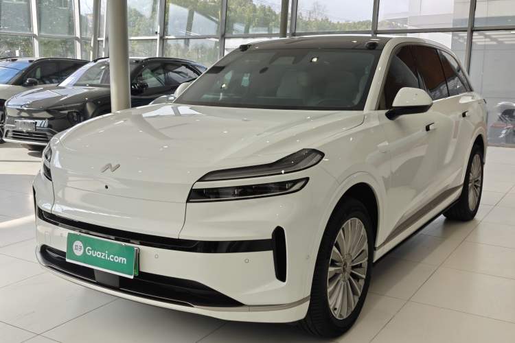 Used ONVO Luxeed L90 2025 Model—Ultra Six-Seater Version