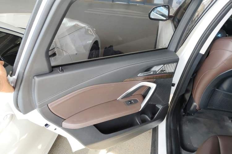 Used BMW iX1 2023 xDrive30L X Design Package
