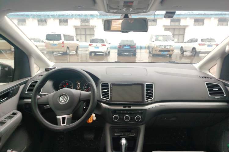 Used Volkswagen Sharan 2014 2.0 TSI Standard Model