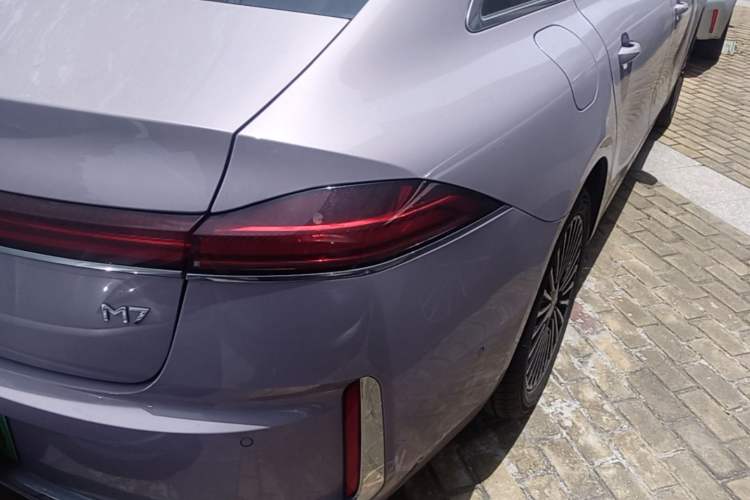 Used Roewe M7 DMH 2025 Model 160km Premium Version
