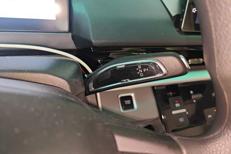 Used Farizon Super VAN 2025 Model, Zhifu Edition, Mid-axle High-roof, 68 kWh, Zhixin Gear Lever