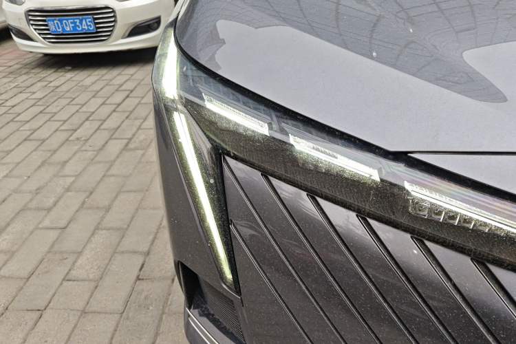 Used GAC Trumpchi EMKOO 2022 1.5T Supernova Pro Edition Right Front Headlight