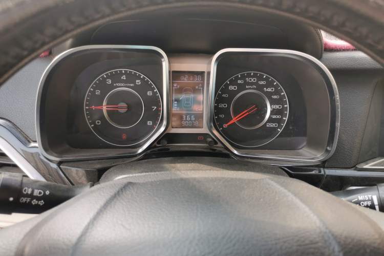 Used Zotye Domy X5 2017 Upgraded Model 1.5T Manual Luxury Version
