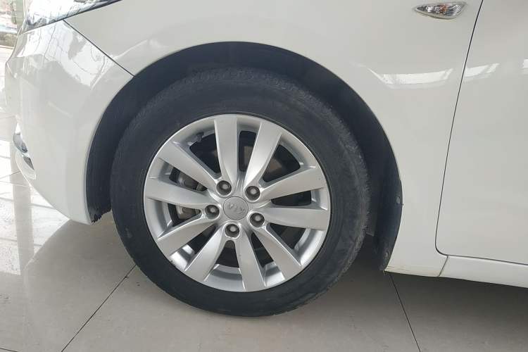 Used Kia K3 2015 1.6L Automatic GL
