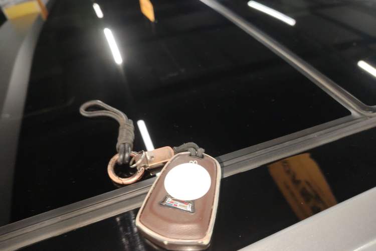 Used Cadillac XT5 2022 2.0T Two-Wheel Drive Luxury Version
