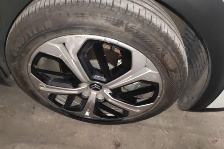 Used Citroen C5 X 2021 1.6T Enjoy the Extraordinary Right Front Wheel Hub