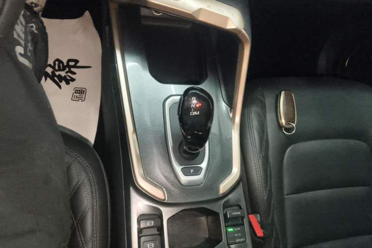 Used Haval H6 2021 1.5 GDIT Automatic Champion Edition Gear Lever