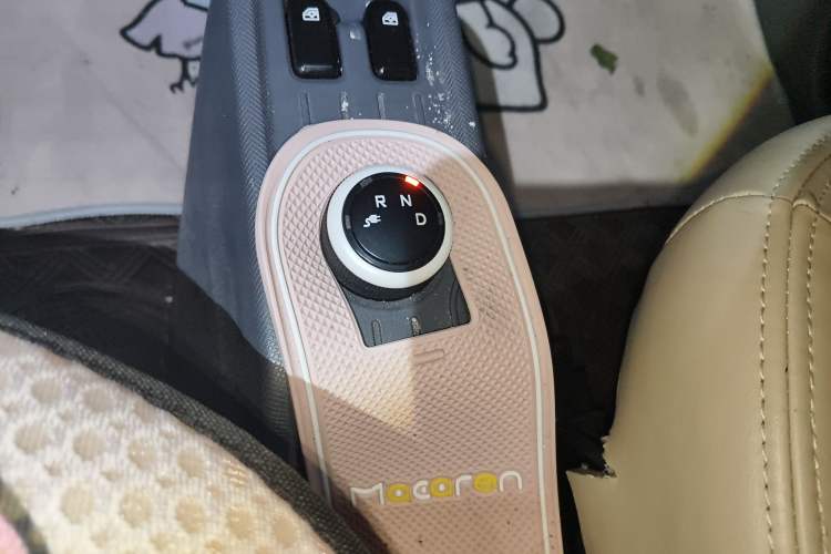 Used Wuling Hongguang MINIEV 2022 Macaron Fashion Edition Lithium-Nickel-Cobalt-Alpha-oxide