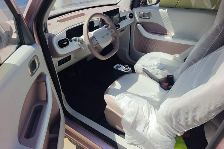 Used Geely Galaxy Panda 2025 210 km – Yuanqi Bear