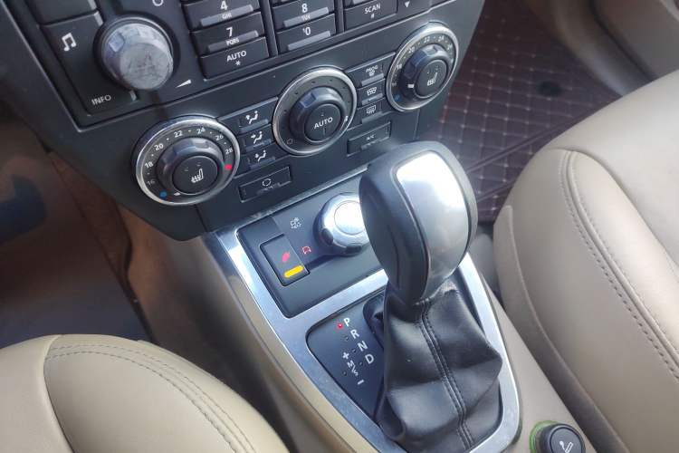 Used Land Rover Freelander 2 2010 3.2 i6 Automatic HSE Gasoline Version