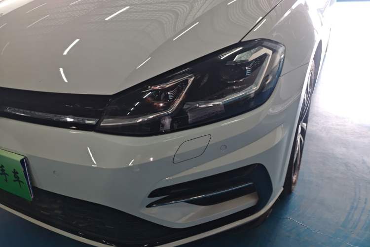 Used Volkswagen Golf 2018 280TSI Automatic R-Line Model Left Front Headlight