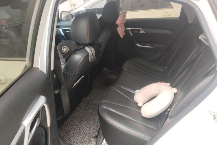 Used BAIC Beijing EU5 2019 R500 Smart Wind Edition Left Rear Seat