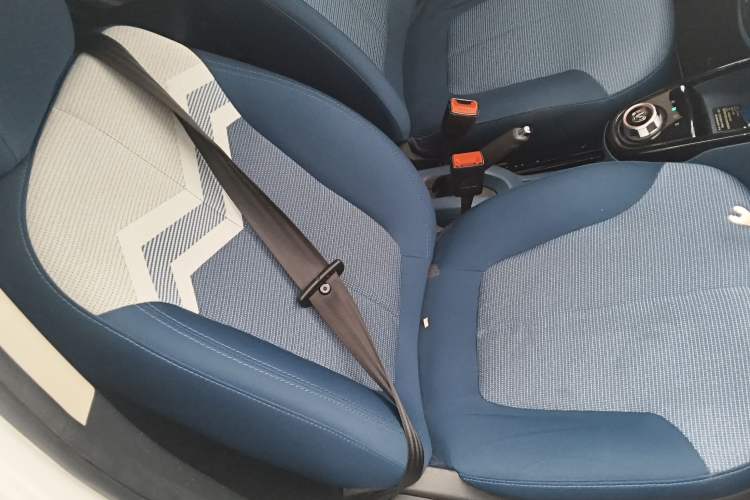 Used CHANGAN Benni E-Star 2021 National Edition Colorful Version Lithium Iron Phosphate (31.86 kWh)
