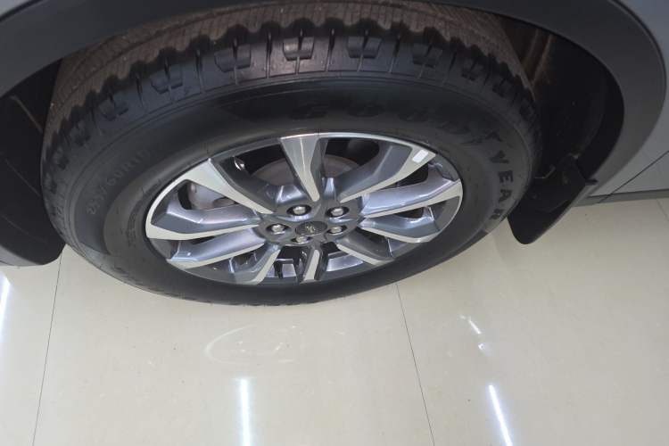 Used Ford Edge 2025 Escape L 2.0T EcoBoost Two-Wheel Drive 7-Seater Luxury Model
