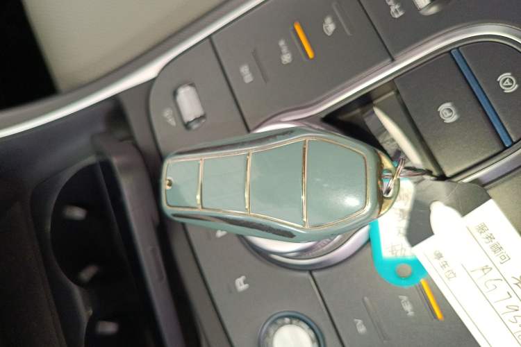 Used BYD Destroyer 05 2024 HONOR Edition DM-i 55KM Luxury Model Interior 1