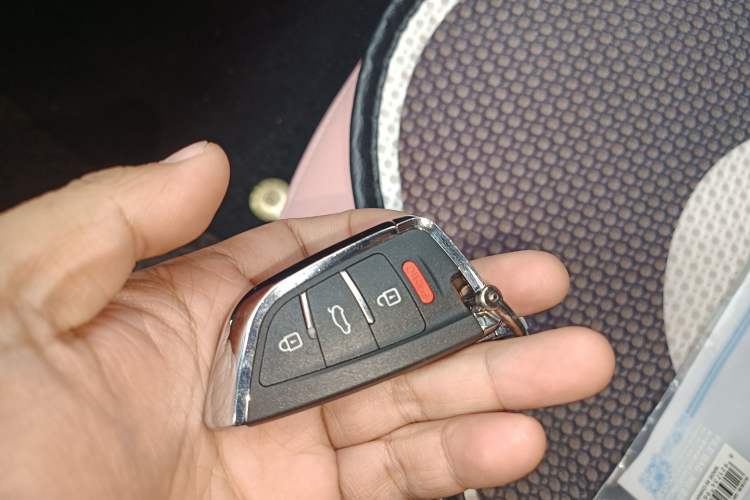 Used NETA V 2022 Chao 400 Lite Pink Custom Edition