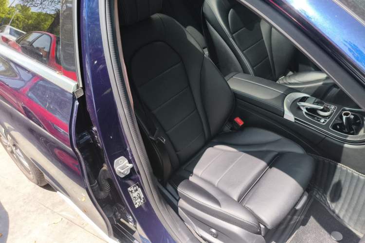 Used Mercedes-Benz C-Class 2016 C 200 L Sport Edition Right Front Seat