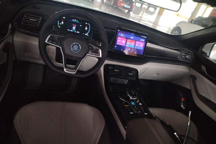 Used BYD Qin PLUS 2023 Champion Edition DM-i 55KM Leading Model