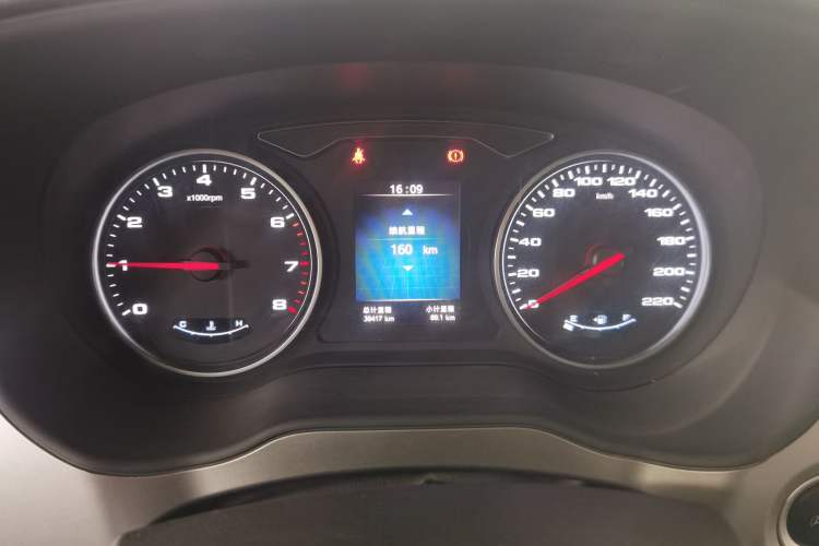 Used JAC Refine M4 2018 1.5T Manual Hybrid Comfort Model
