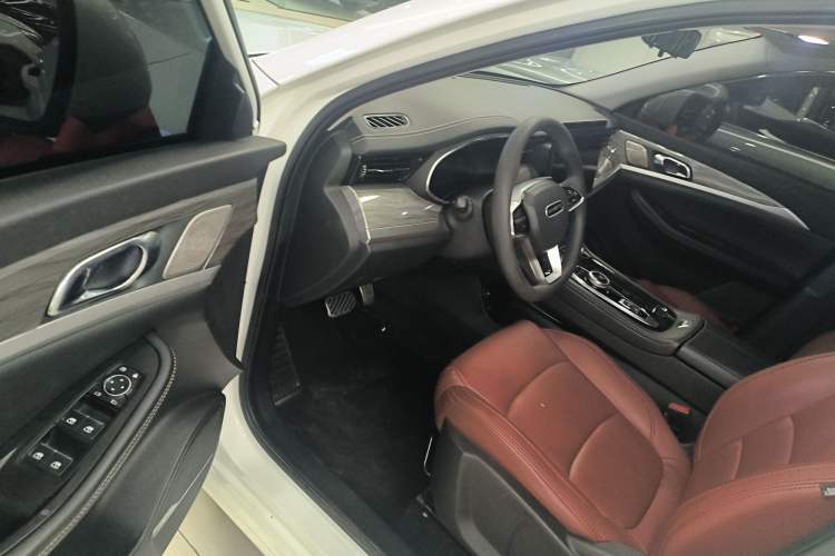 Used Skyworth EV6 2021 410 Travel Edition
