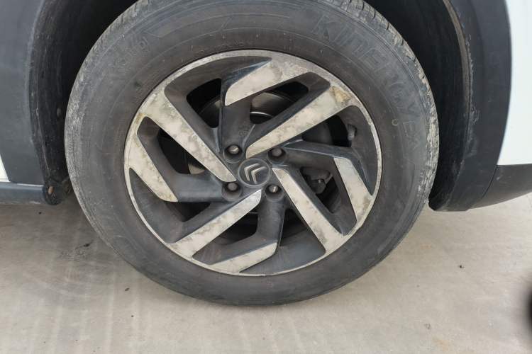 Used Citroen C3-XR 2015 1.6L Manual Pioneer Model Right Front Wheel Hub