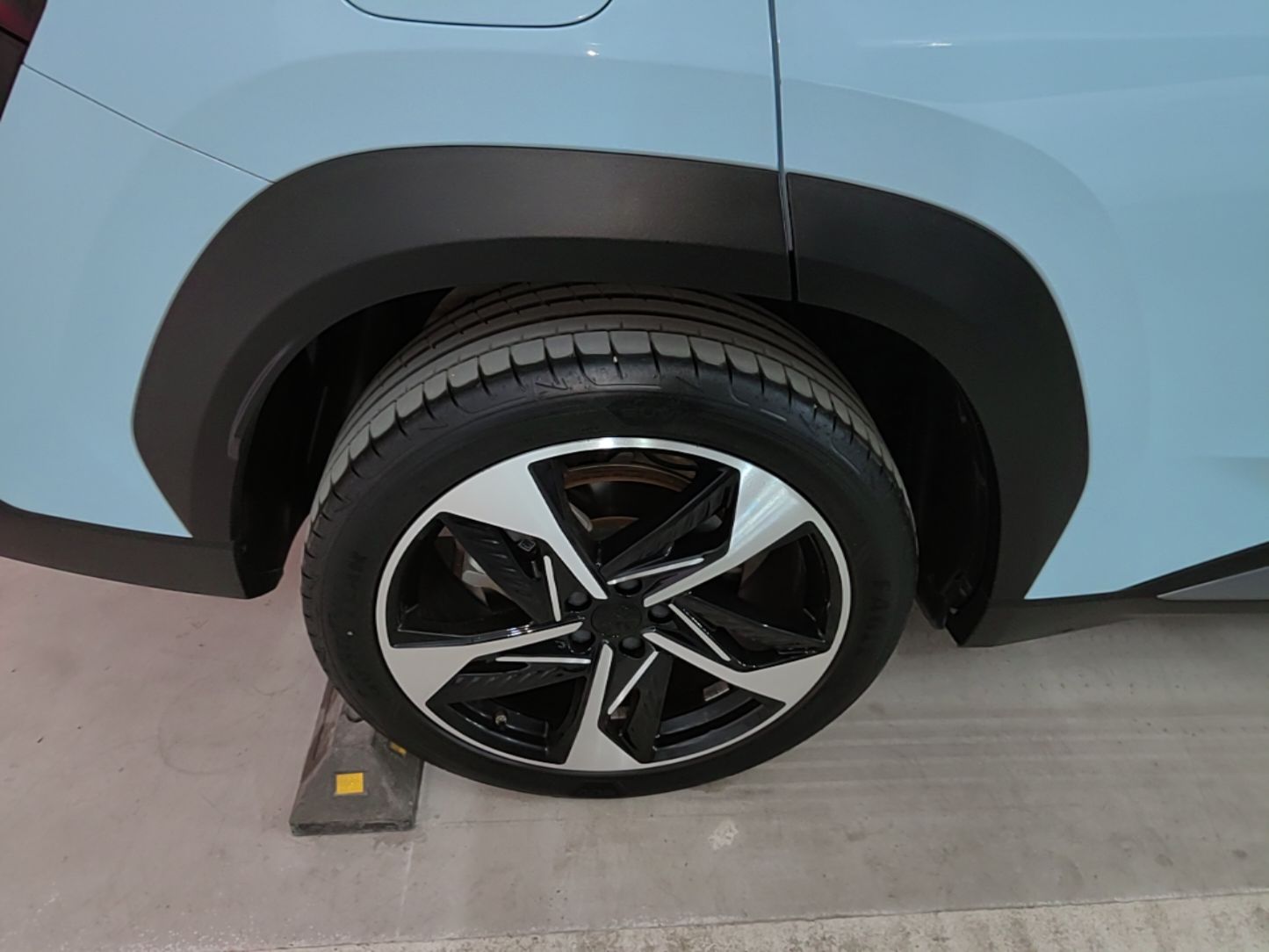 Geely Galaxy L7 2023 1.5T 115 km Starship — снимка 11