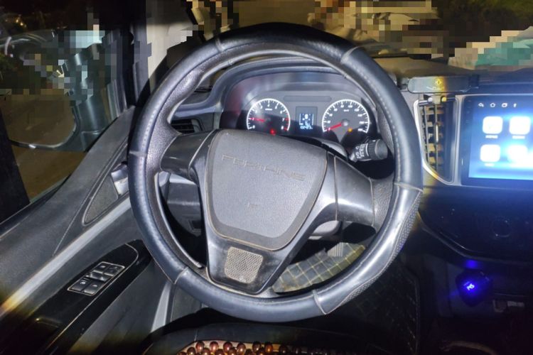 Used FORTHING Lingzhi 2022 M5L 1.6L Utility Model 7 Seats