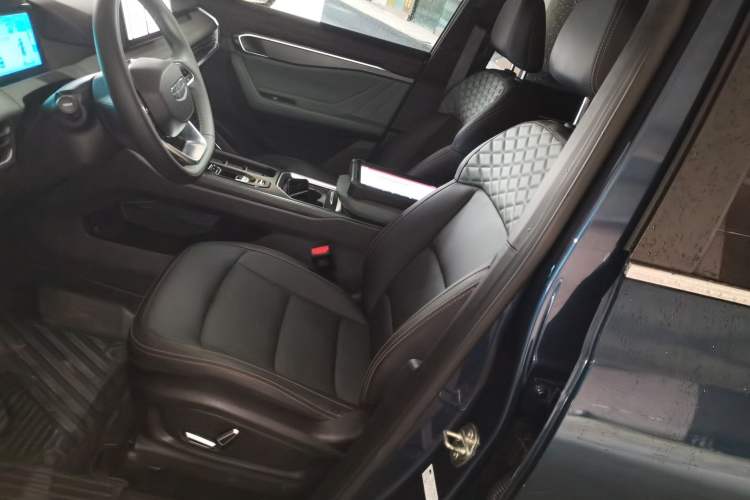 Used Geely Auto Haoyue L 2023 2.0T DCT Prestige Edition
