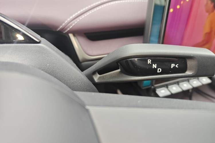 Used Xiaomi Auto SU7 2024 Rear-Drive Long-Range Intelligent Driving Version