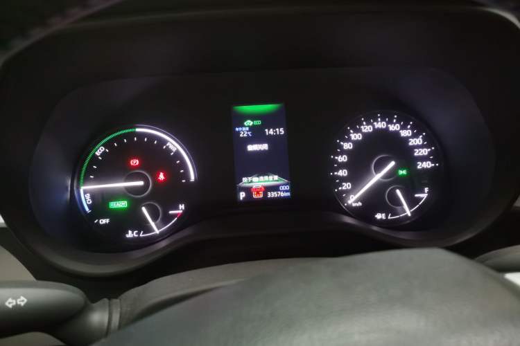 Used Toyota SIENNA 2026 Model 2.5L Dual-Engine Two-Wheel-Drive Comfort Edition
