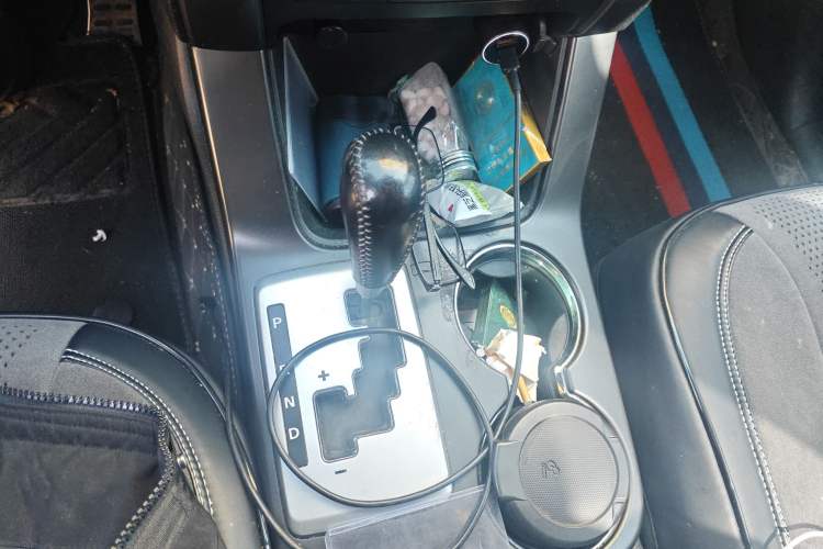 Used Kia Sorento 2012 2.4L Gasoline Supreme Edition
