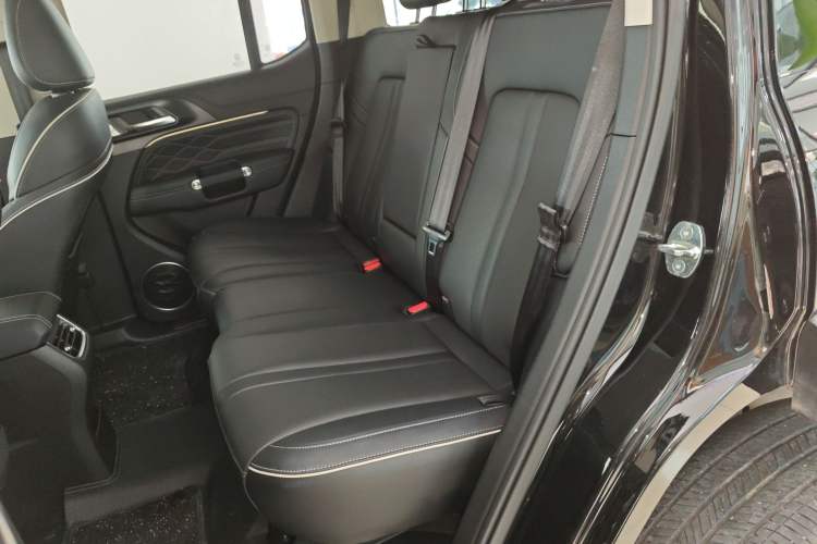 Used Tank 300 2023 Off-Road Edition 2.0T Conqueror Left Rear Seat