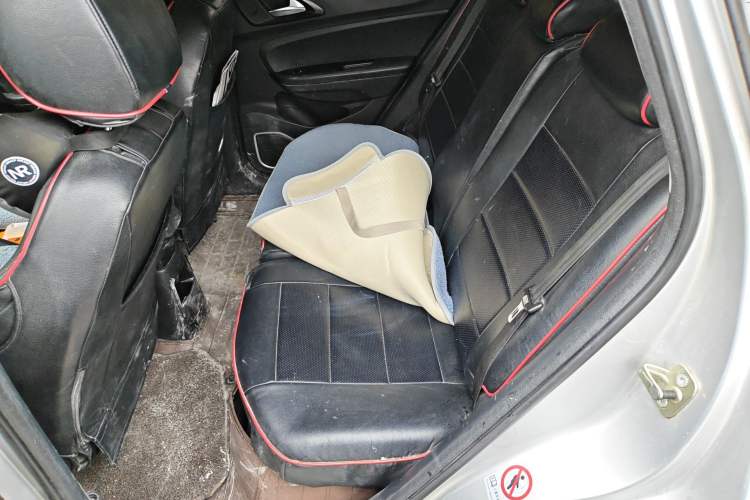 Used Brilliance V3 2016 1.5L Manual Comfort Model Left Rear Seat