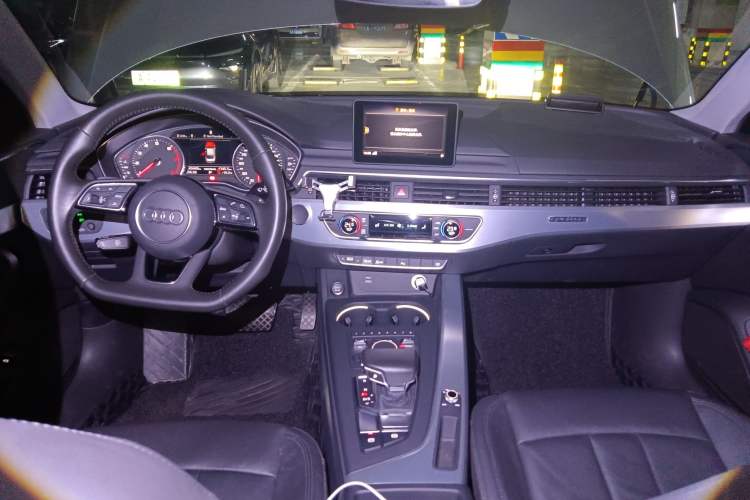 Used Audi A4L 2019 45 TFSI quattro Individual Sport Edition China V
