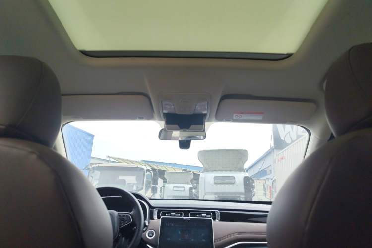 Used Sinotruk VGV U75PLUS 2021 2.0 TGDI Luxury Pro 7-Seater Headliner