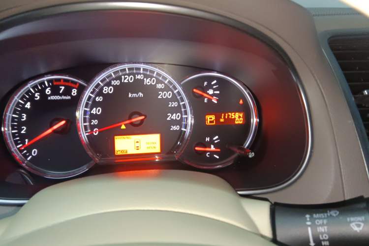 Used Nissan Teana 2008 2.0L XL Comfort Edition Odometer Close Up