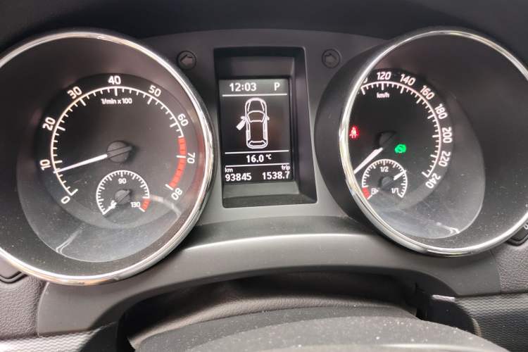 Used Skoda Yeti 2017 TSI280 DSG Car Enjoy Brothers Edition