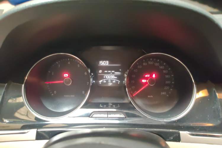 Used Volkswagen Bora 2014 1.6L Manual Comfort Model Instrument Cluster