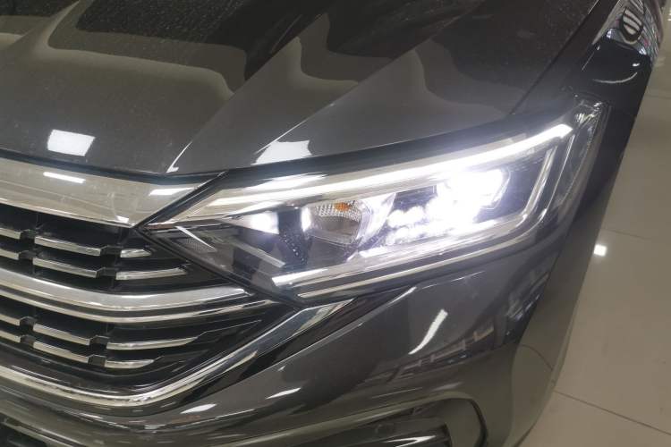 Used Volkswagen Sagitar 2025 300TSI DSG Excellence Edition