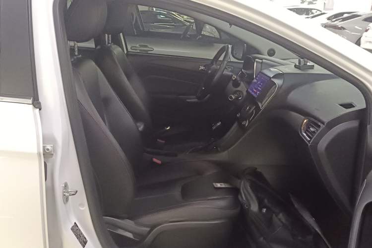 Used Chery Arrizo 5 2017 1.5L CVT Trendsetting Edition