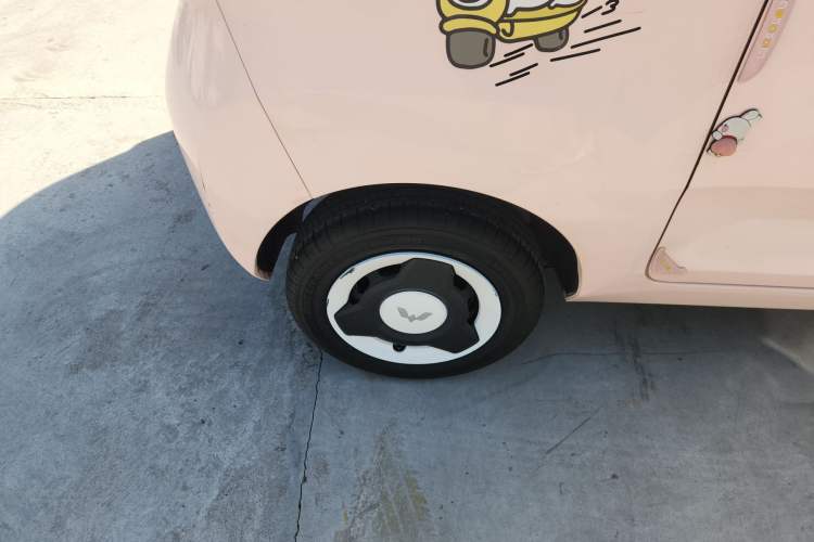 Used Wuling Hongguang MINIEV 2022 Macaron Premium Model – Lithium Iron Phosphate