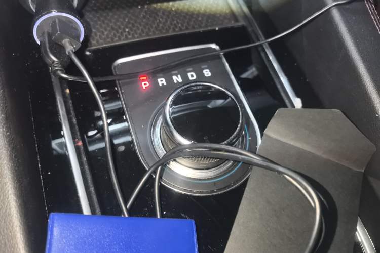 Used Jaguar F-PACE 2016 2.0T Two-Wheel-Drive R-Sport Sport Edition