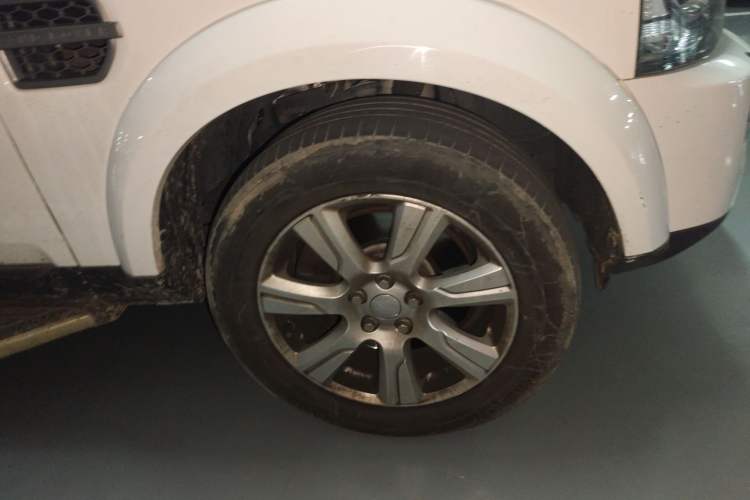 Used Land Rover Discovery 2016 3.0 SC V6 SE Right Front Wheel Hub