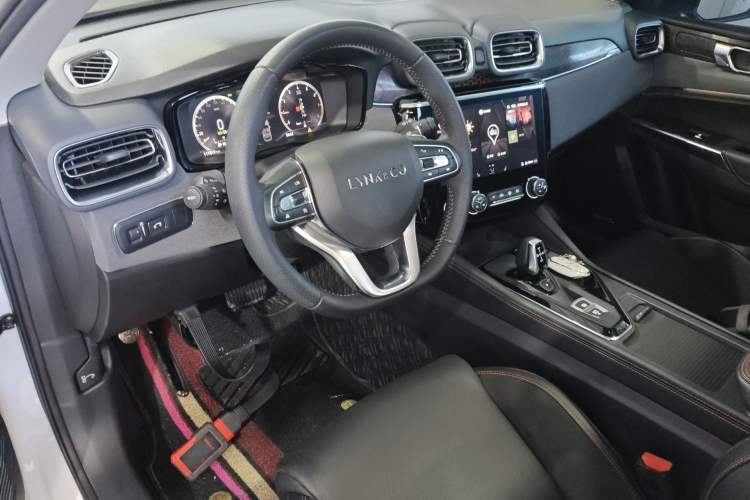 Used Lynk & Co 02 2019 1.5T DCT Two-Wheel Drive Pro Edition China VI Standard
